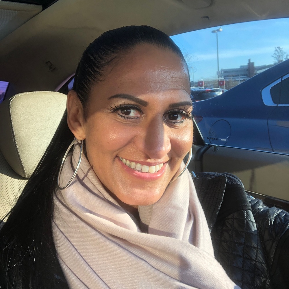 Meet your Posher, Ami